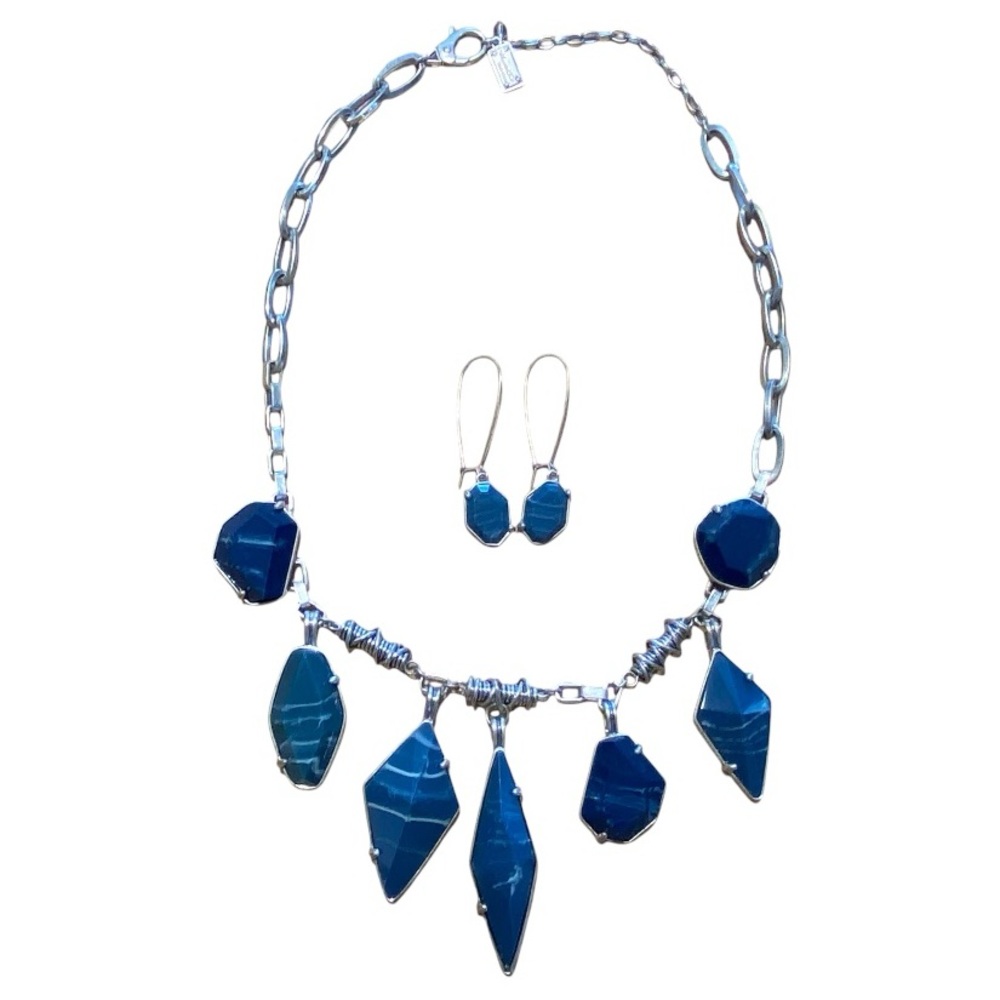 Chic Silver and blue Necklace and Earrings Set by Kenneth Cole New-York
